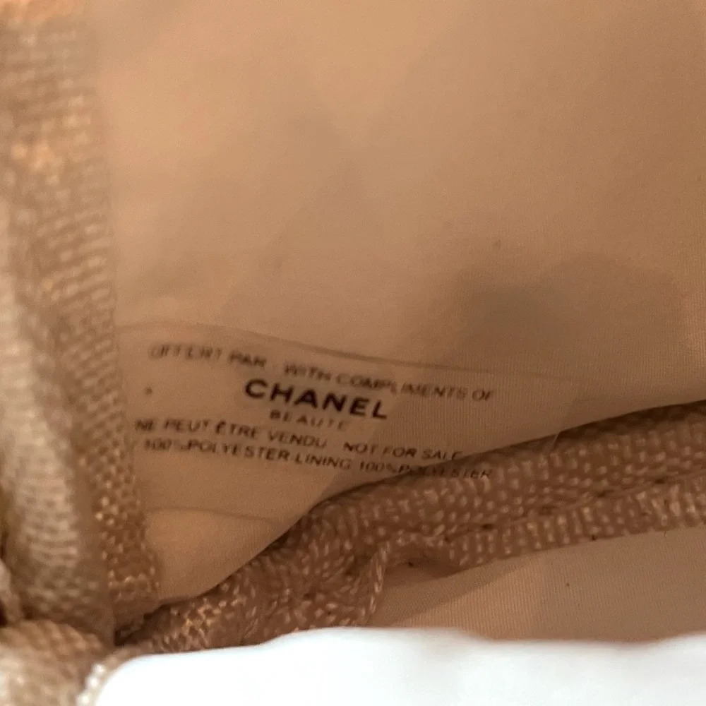 CHANEL Beauty Cosmetic Bag NWOT - Picture 4 of 8